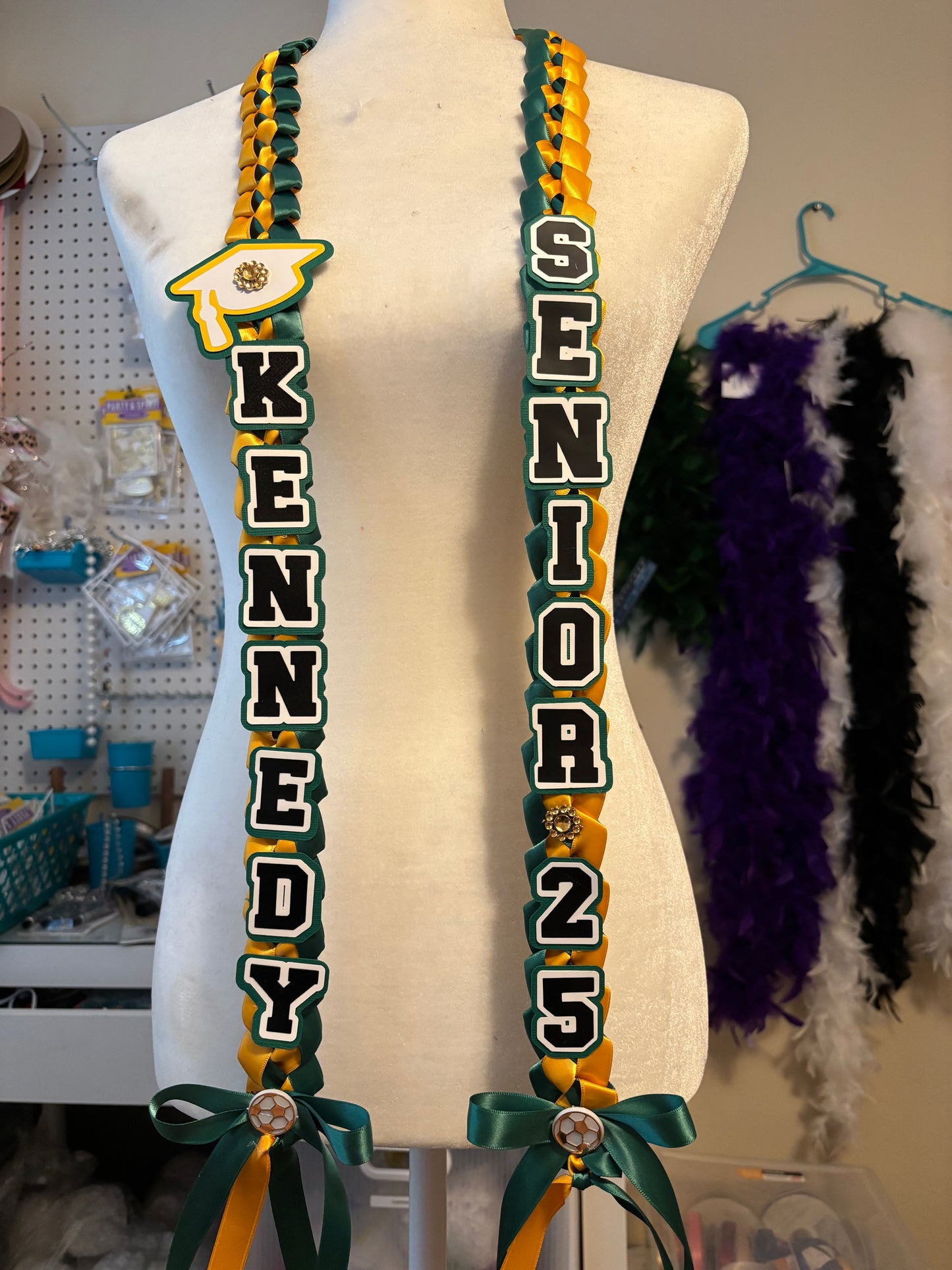 Graduation Lei Single Braided (2 colors)
