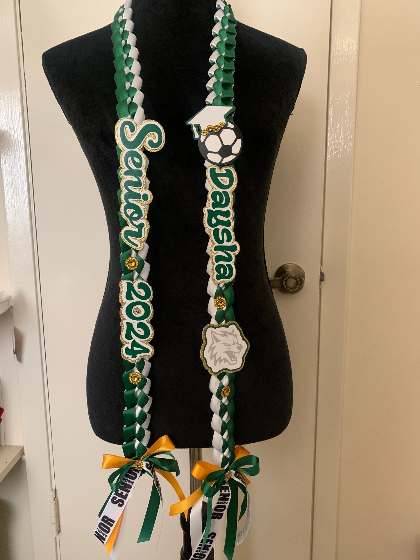Graduation Lei Single Braided (2 colors)