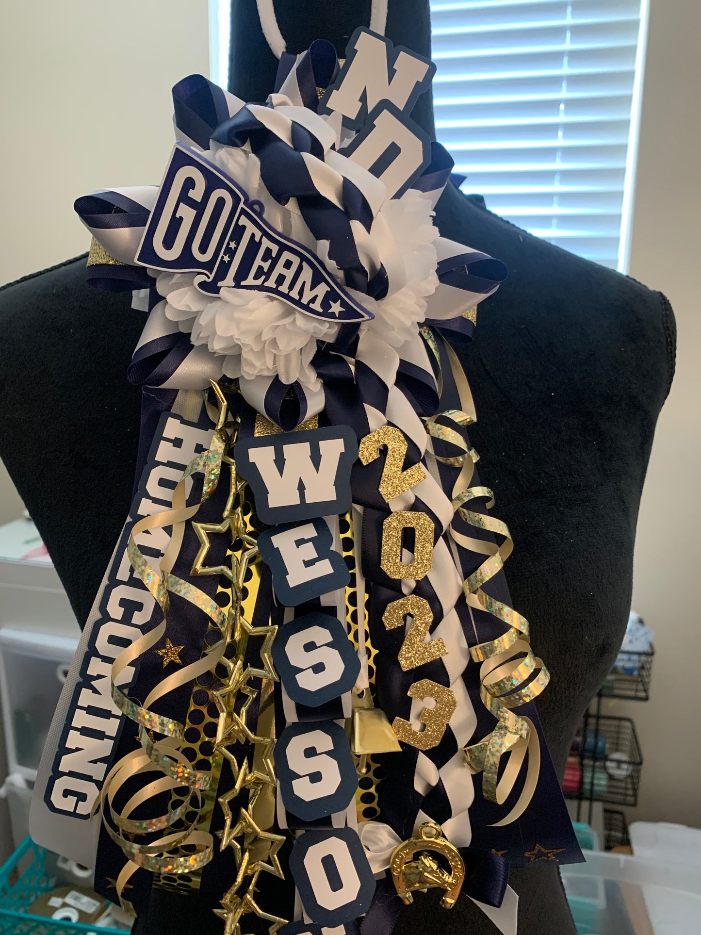 Small Mini Homecoming Mum 12"