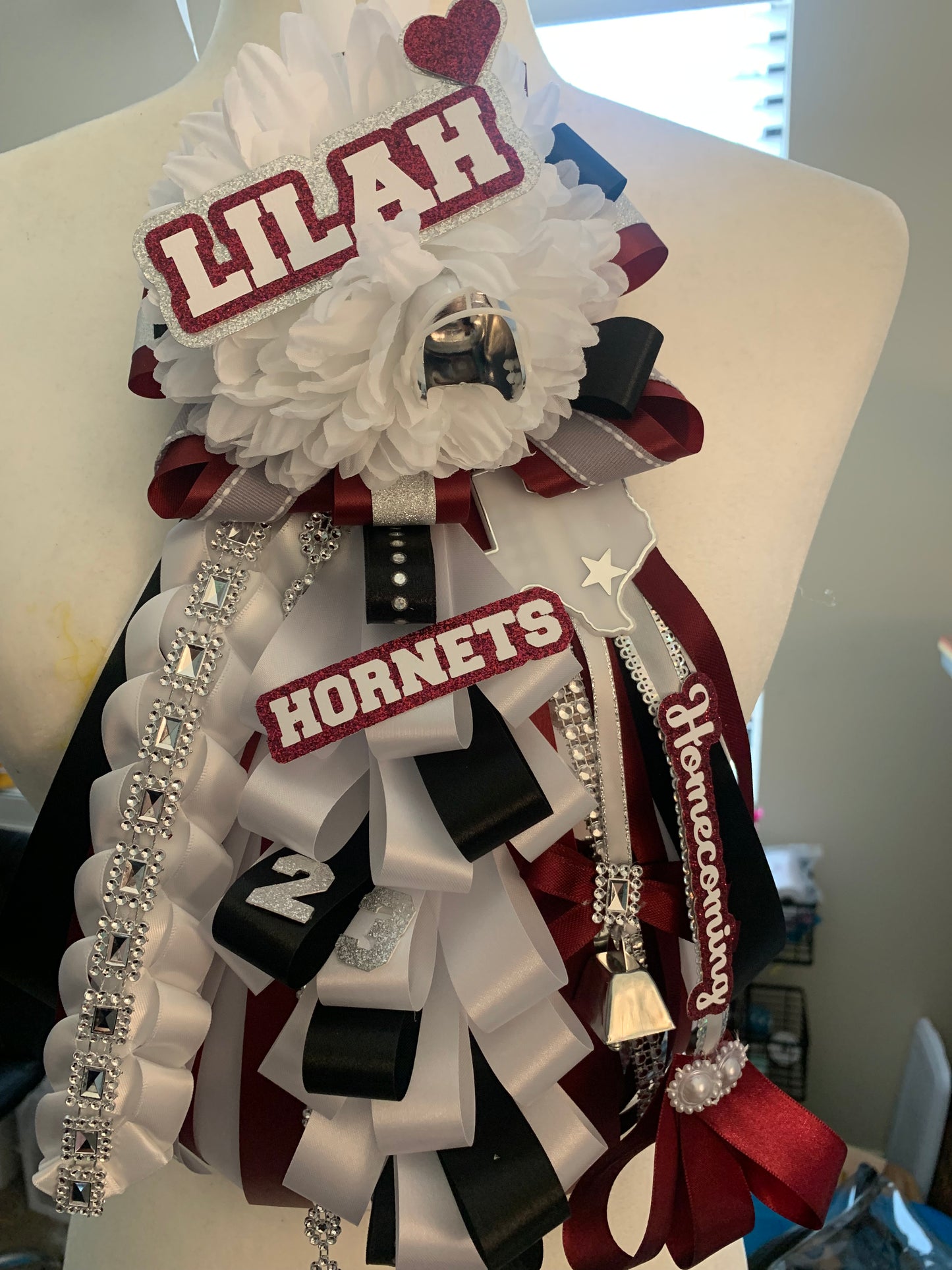 Small Mini Homecoming Mum 12"