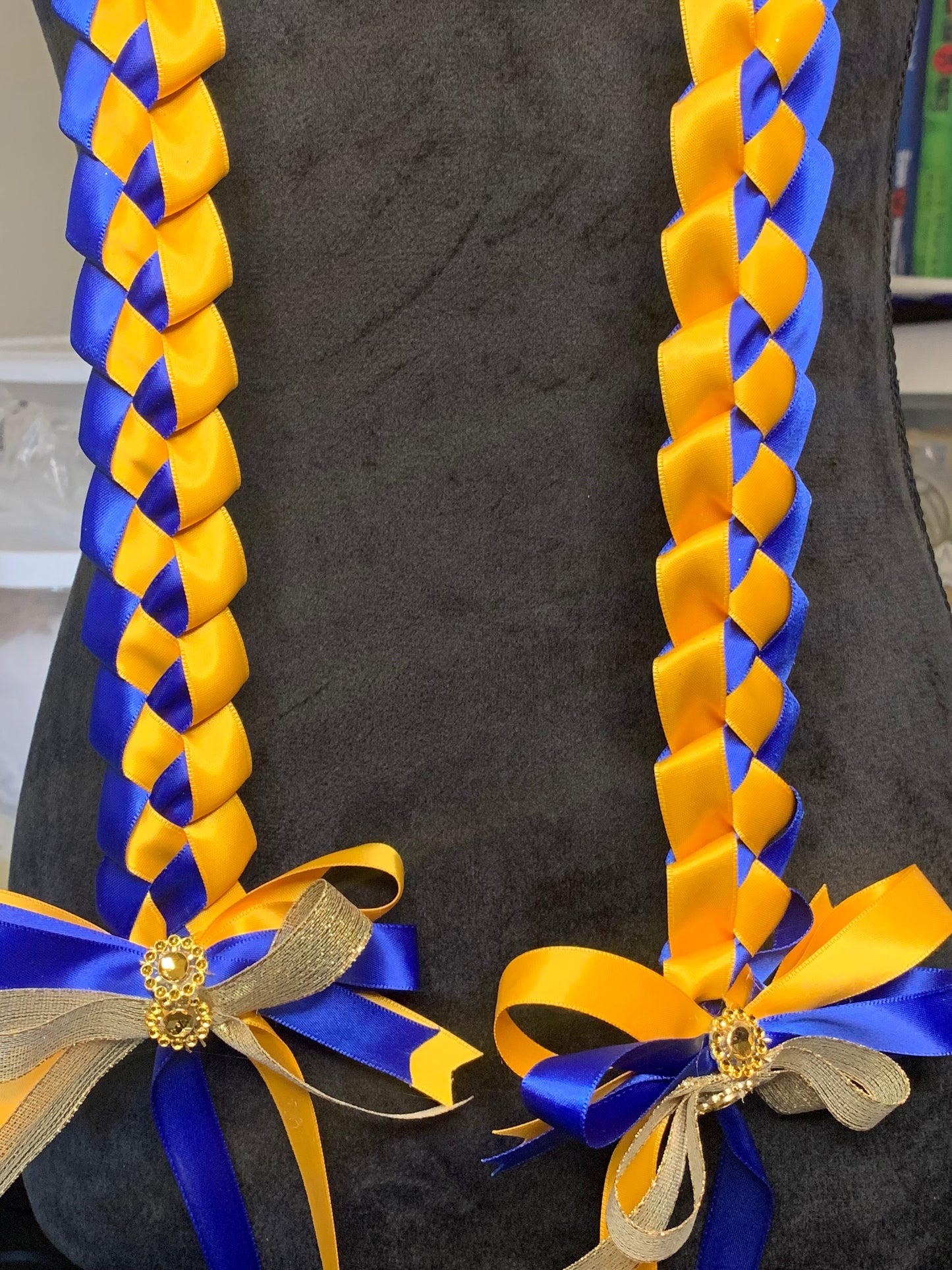 This is the Graduation Cord with no personalization which can be ordered this way as well.